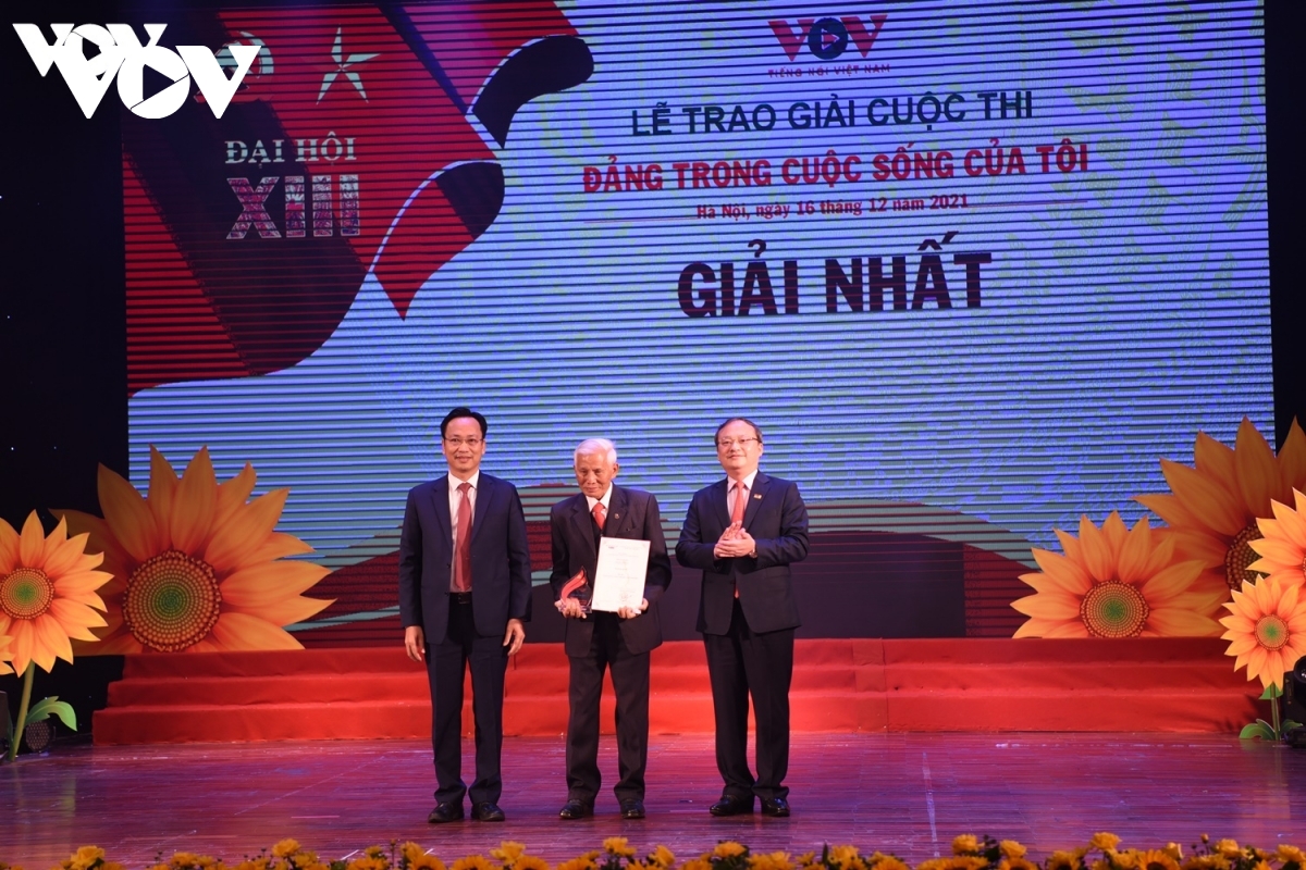 Đảng viên lão thành 76 tuổi đoạt giải Nhất cuộc thi "Đảng trong cuộc sống của tôi"